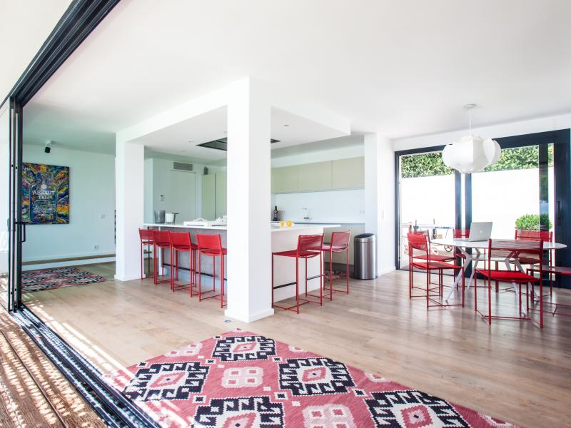 Can Concordia , South  