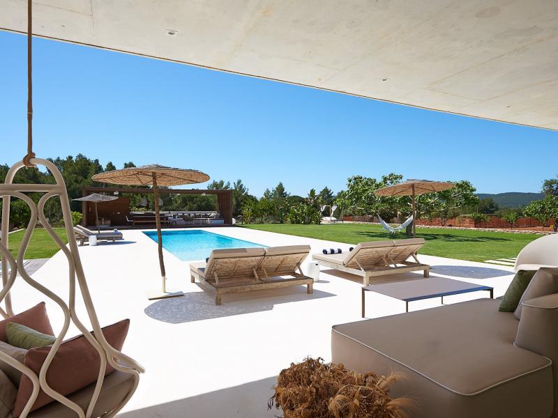 Can Pegaso Grande , North  