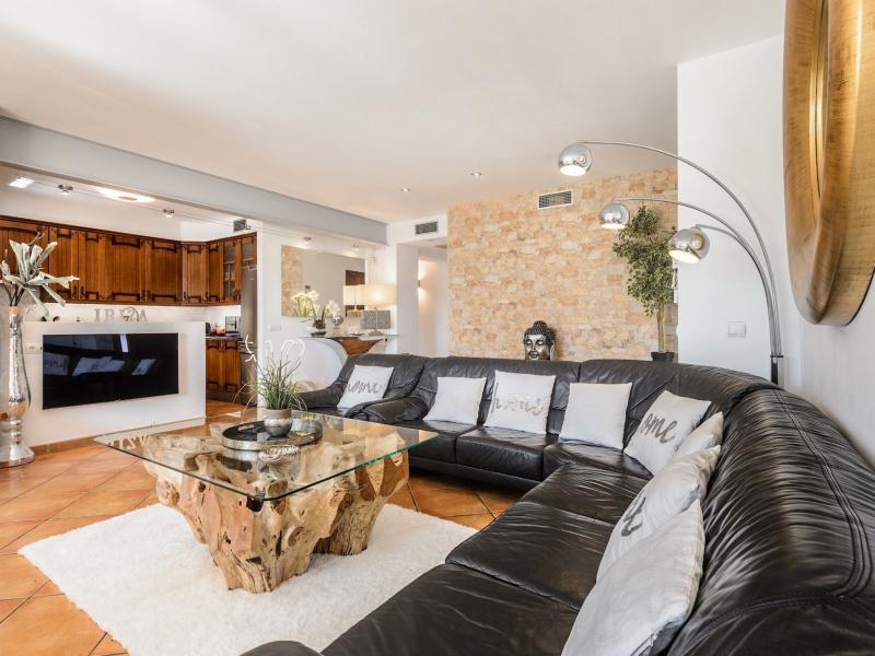 Villa D'Angelo , South  