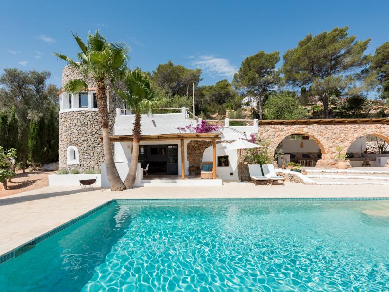 Can Belen , Central , Santa Gertrudis  