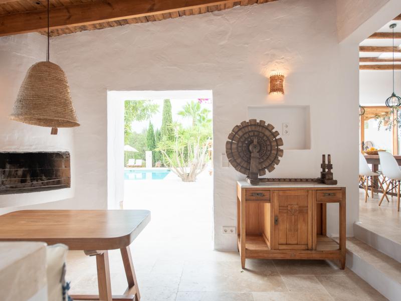 Can Belen , Central , Santa Gertrudis  