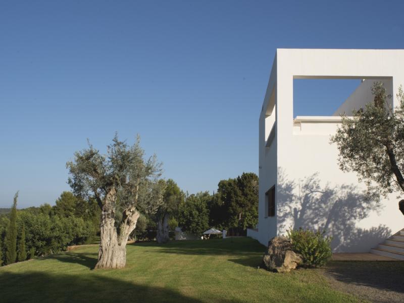 Can Perez , North East  