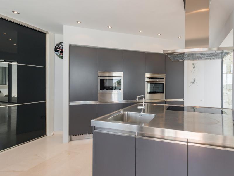 Vista Infinita , East , Roca Llisa  