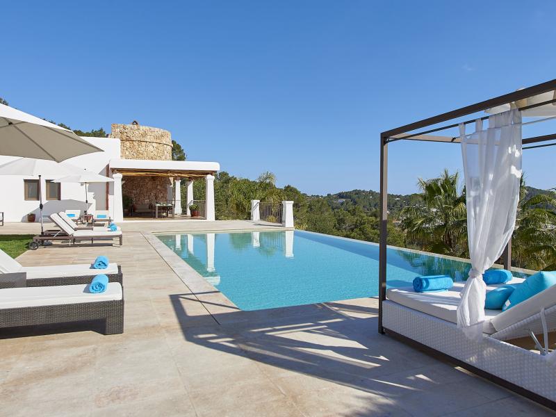 Cana Delfina , North , San Carlos  