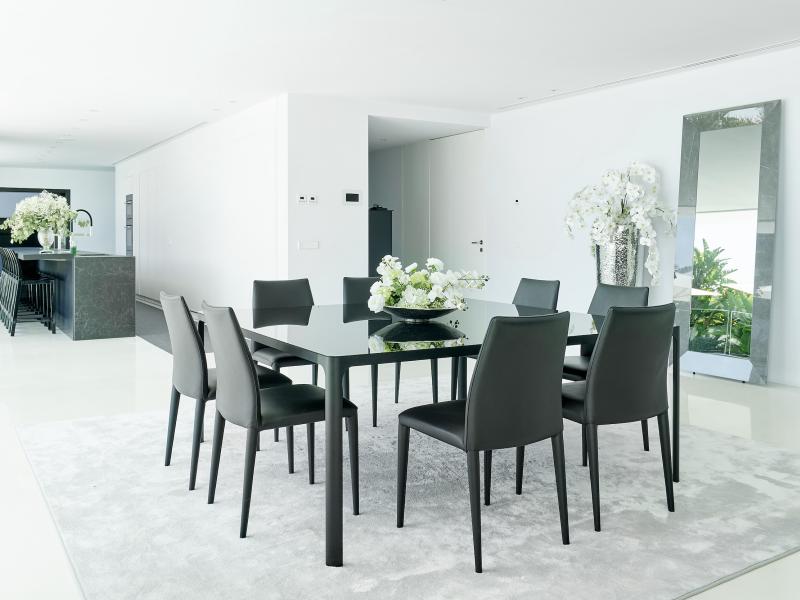 Villa La Costa , East  