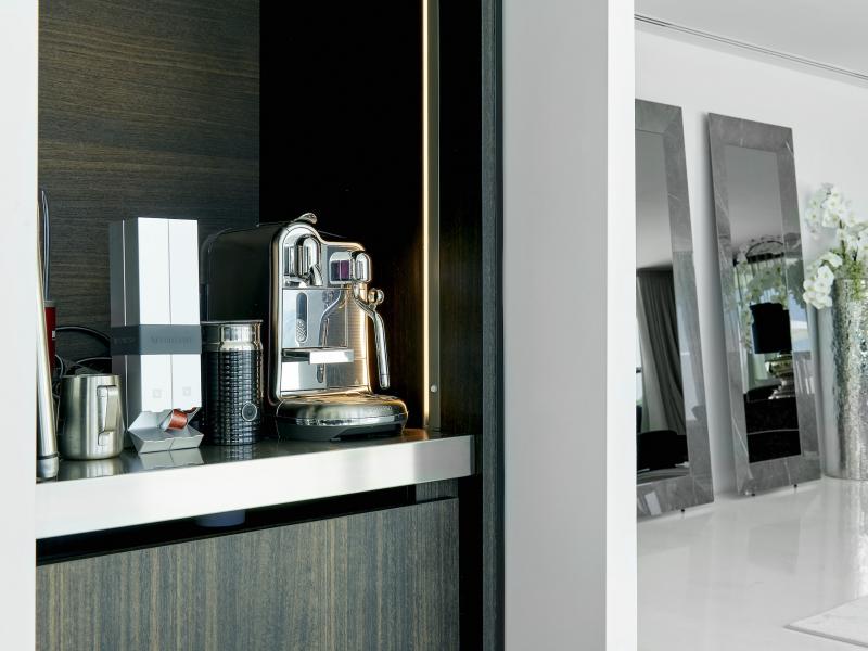 Villa La Costa , East  