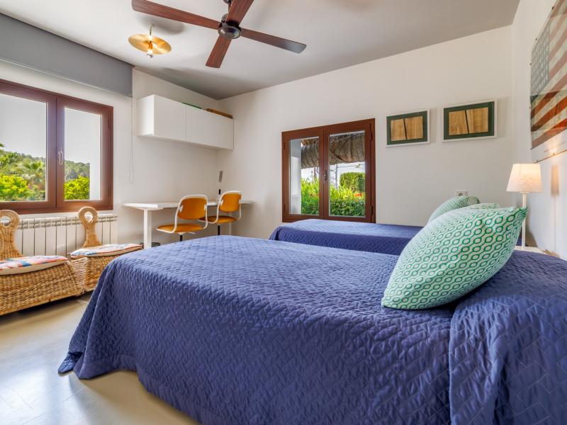 Can Peralta Vell , San Carlos  