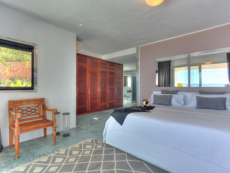 Casa El Dorada , Cap Martinet  