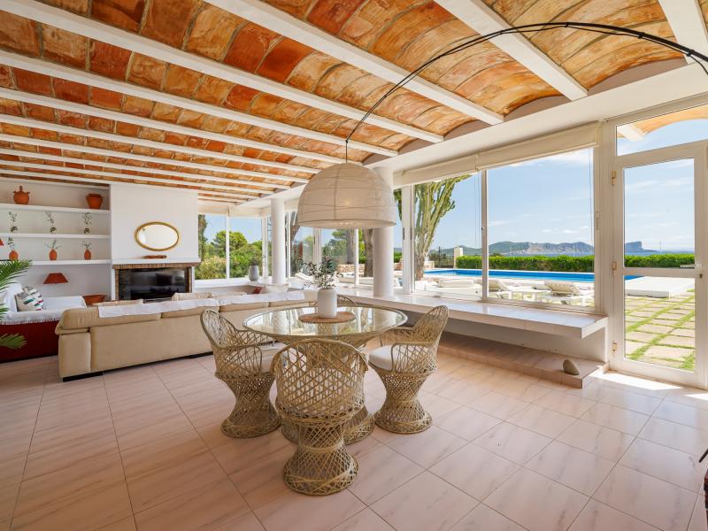 Villa de Bol Nou , Sant Josep de sa Talaia  