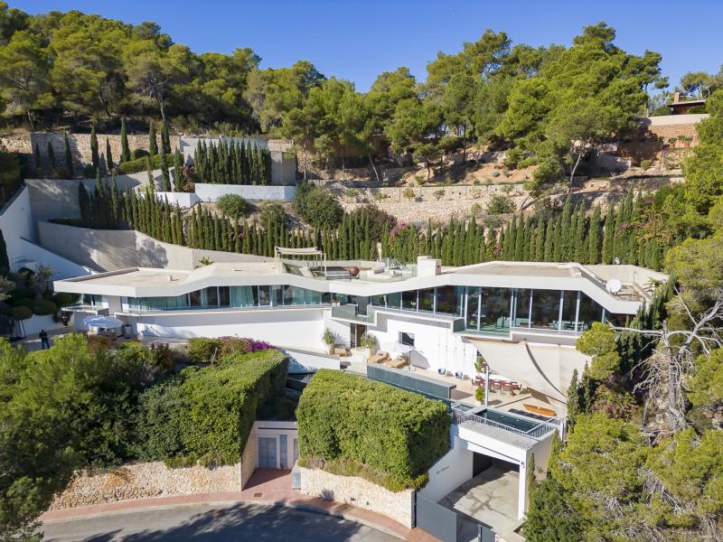 Villa Estelle , Roca Llisa  