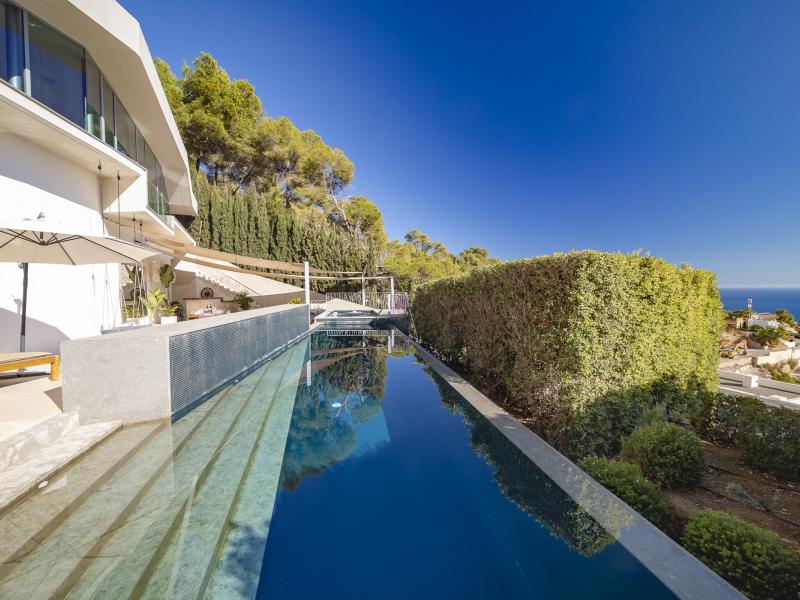 Villa Estelle , Roca Llisa  