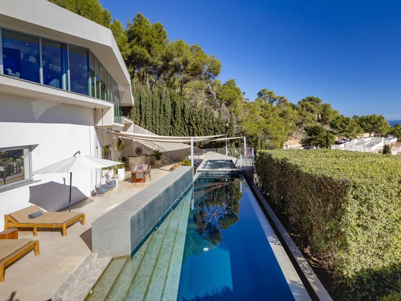 Villa Estelle , Roca Llisa  
