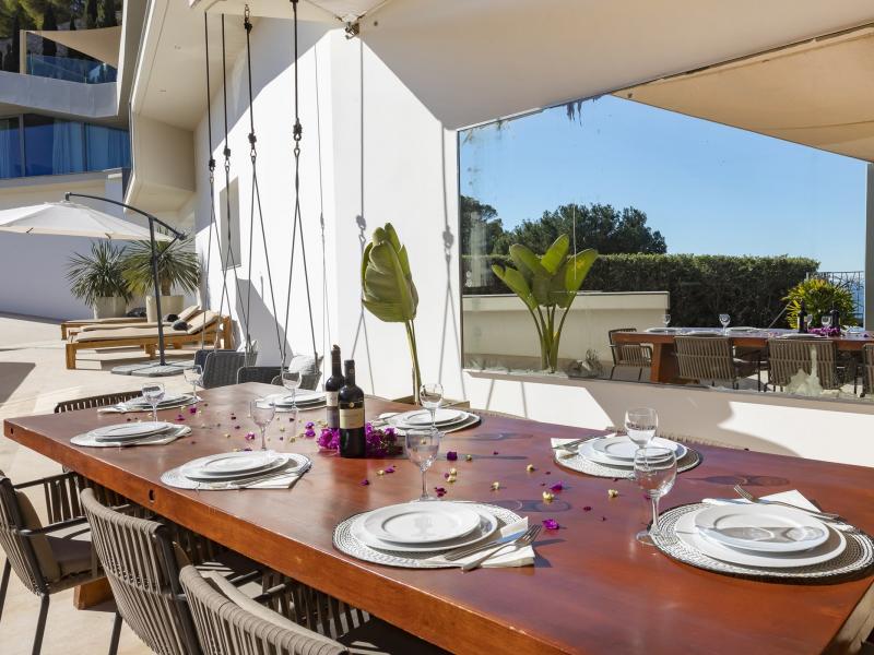 Villa Estelle , Roca Llisa  
