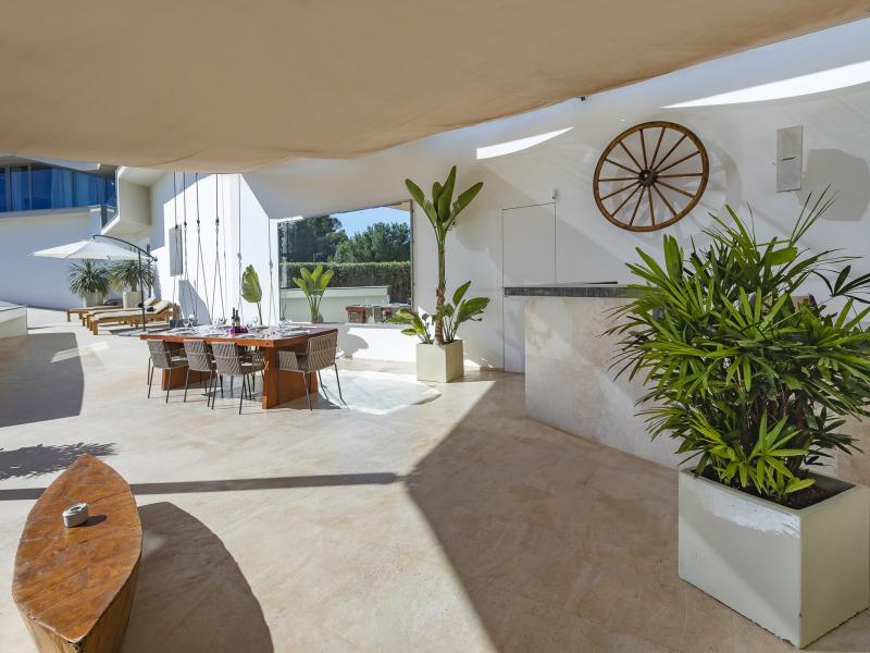 Villa Estelle , Roca Llisa  