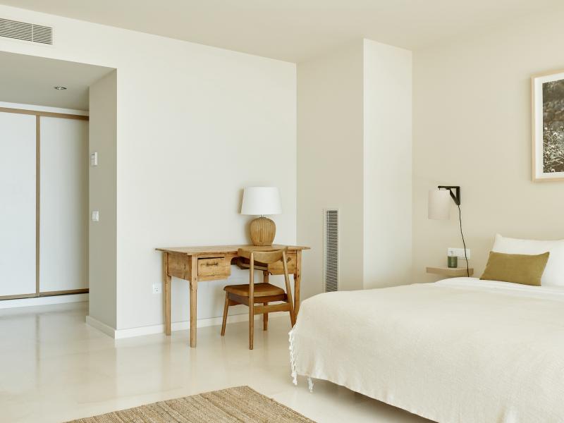 Villa Ora , Roca Llisa  