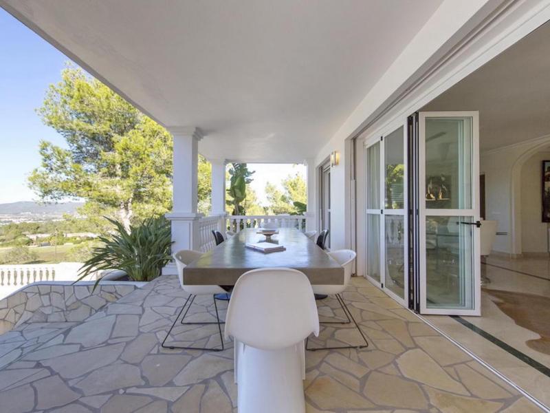 Villa Cereza , West coast  