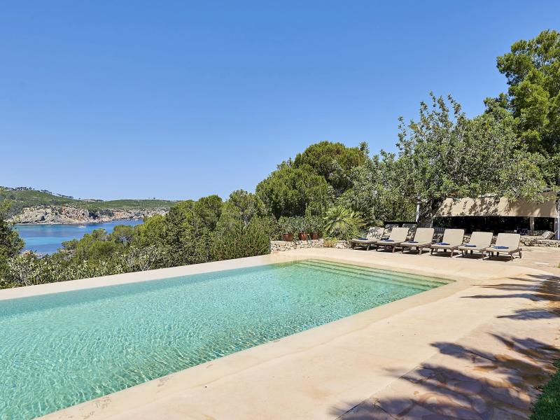 Villa Santy , North  
