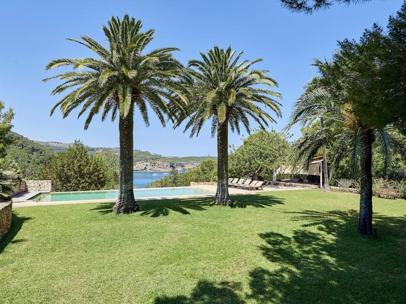 Villa Santy , North  