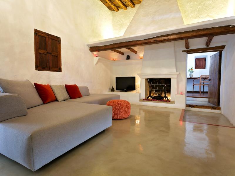 Villa Santy , North  