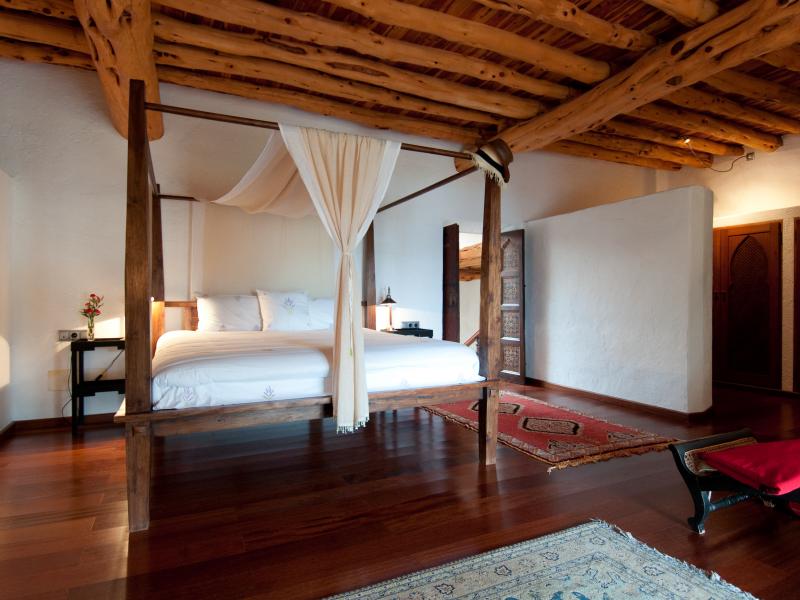 Villa Santy , North  