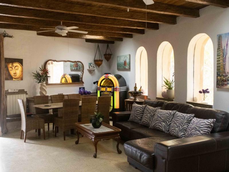 Finca Serena , San Antonio  
