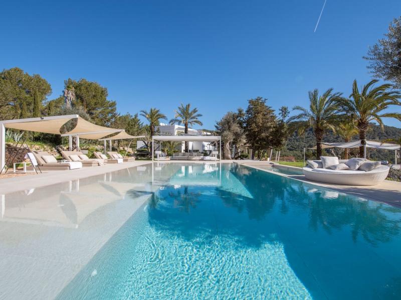 Oasis , South  
