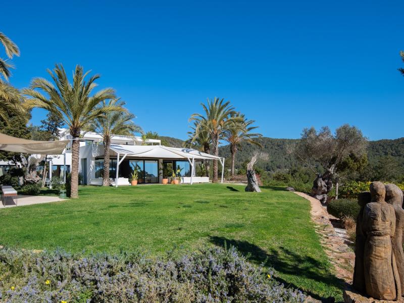 Oasis , South  