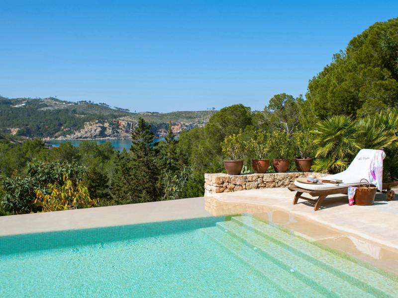 Villa Santy , North  