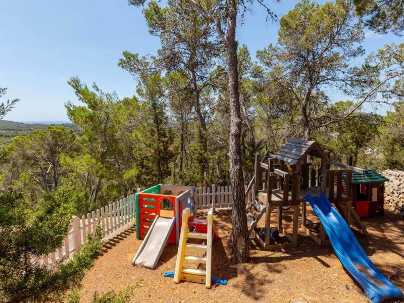 Juniper Hill , Santa Eulalia  
